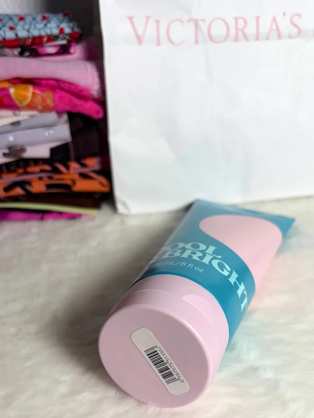 PINK Victoria’s Secret - COOL & BRIGHT Fragrant Body Lotion